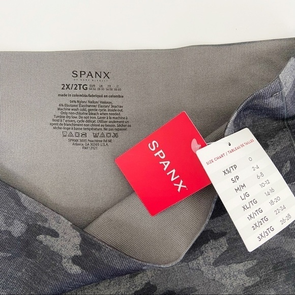 Spanx Look at Me Now Seamless Leggings in Camo - Picture 6 of 10